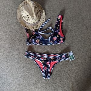 Floral and stripes bikini